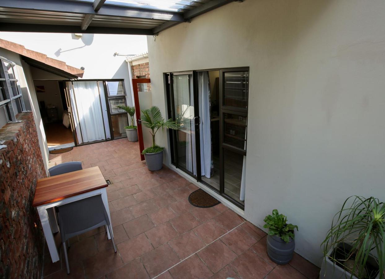 Farm View Guest House East London Exterior foto